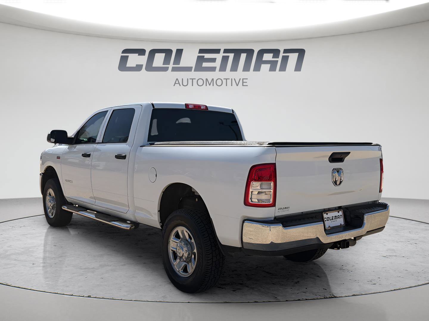 Used 2021 RAM 2500 Tradesman w/ Chrome Appearance Group AWD/4WD image 3