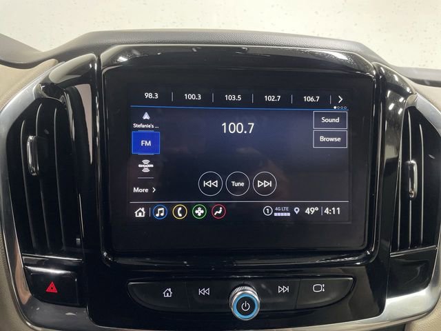 Used 2023 Chevrolet Traverse LT w/ Rear Camera Mirror Package image 16