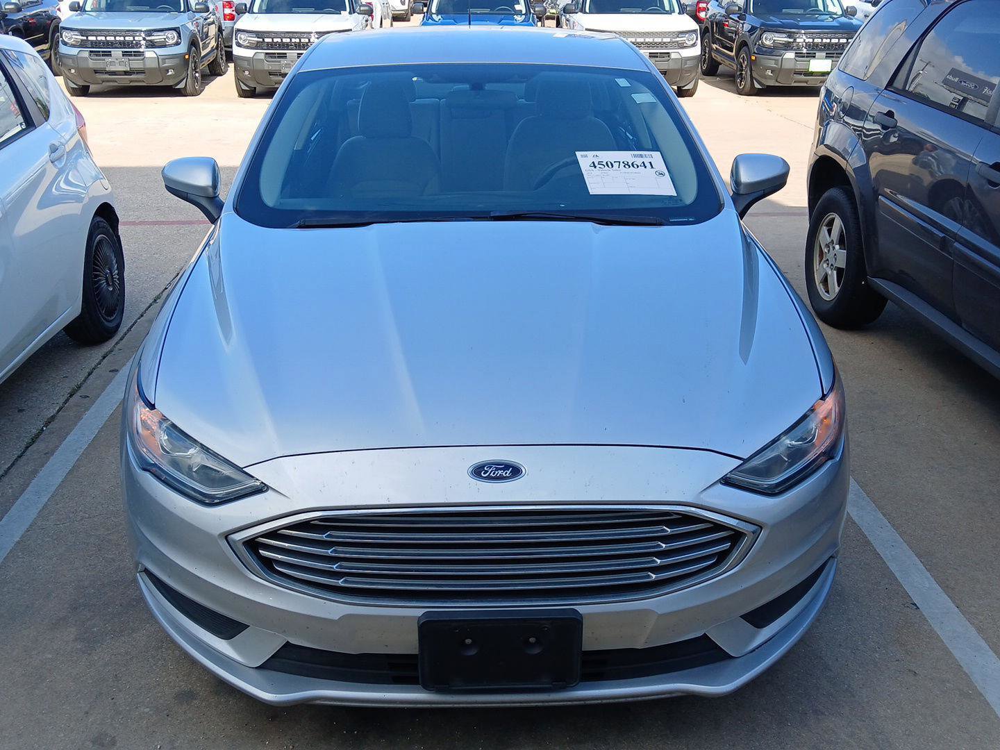 Used 2018 Ford Fusion S FWD image 4