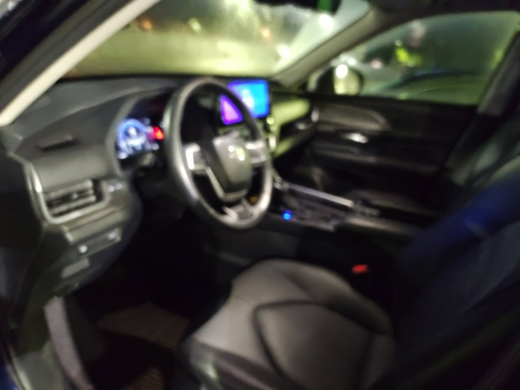 Used 2024 Toyota Grand Highlander AWD image 7