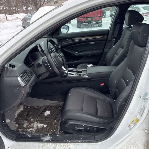 Used 2022 Honda Accord Sport image 24