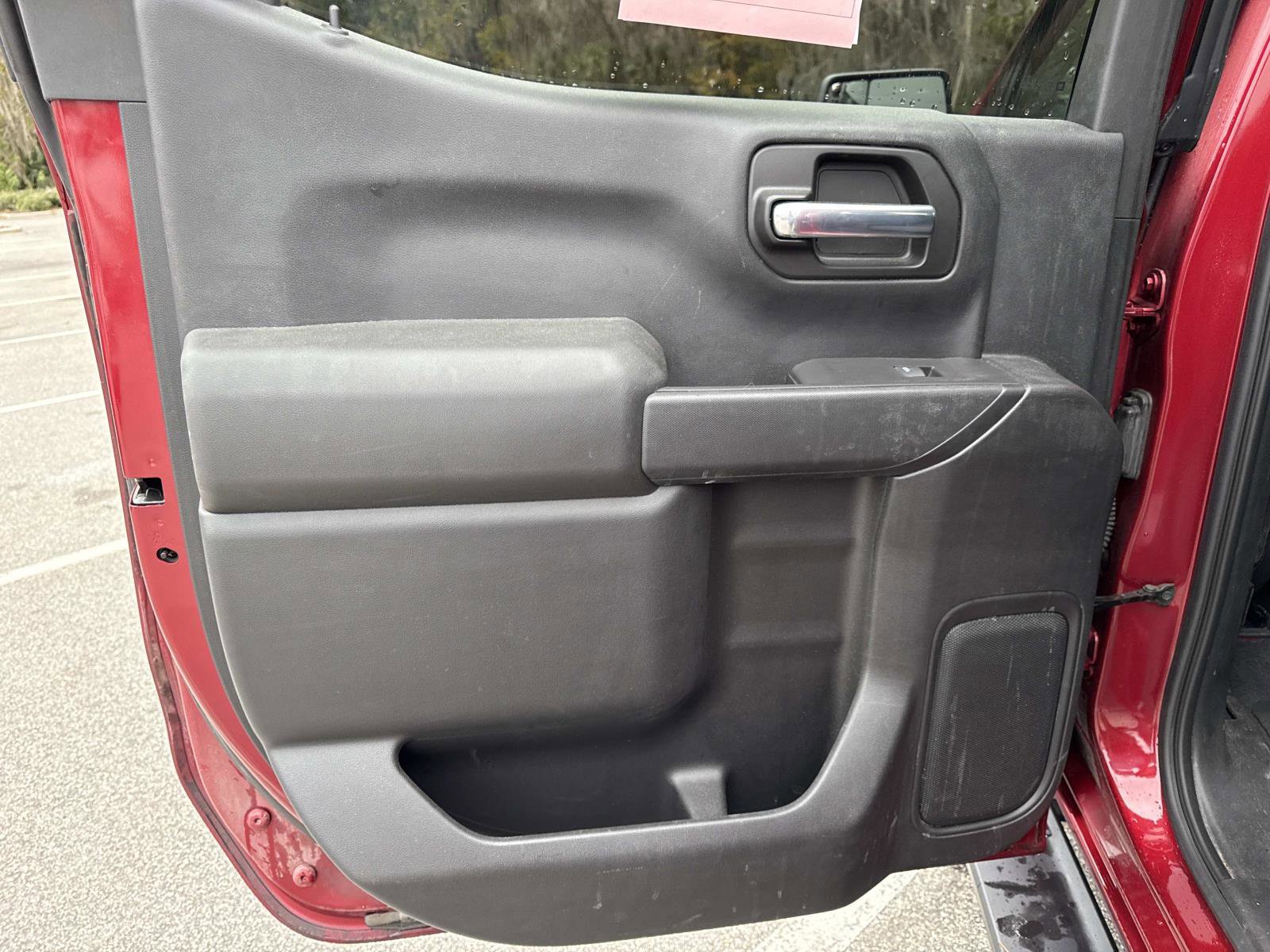 Used 2020 Chevrolet Silverado 1500 Custom w/ Custom Value Package image 9