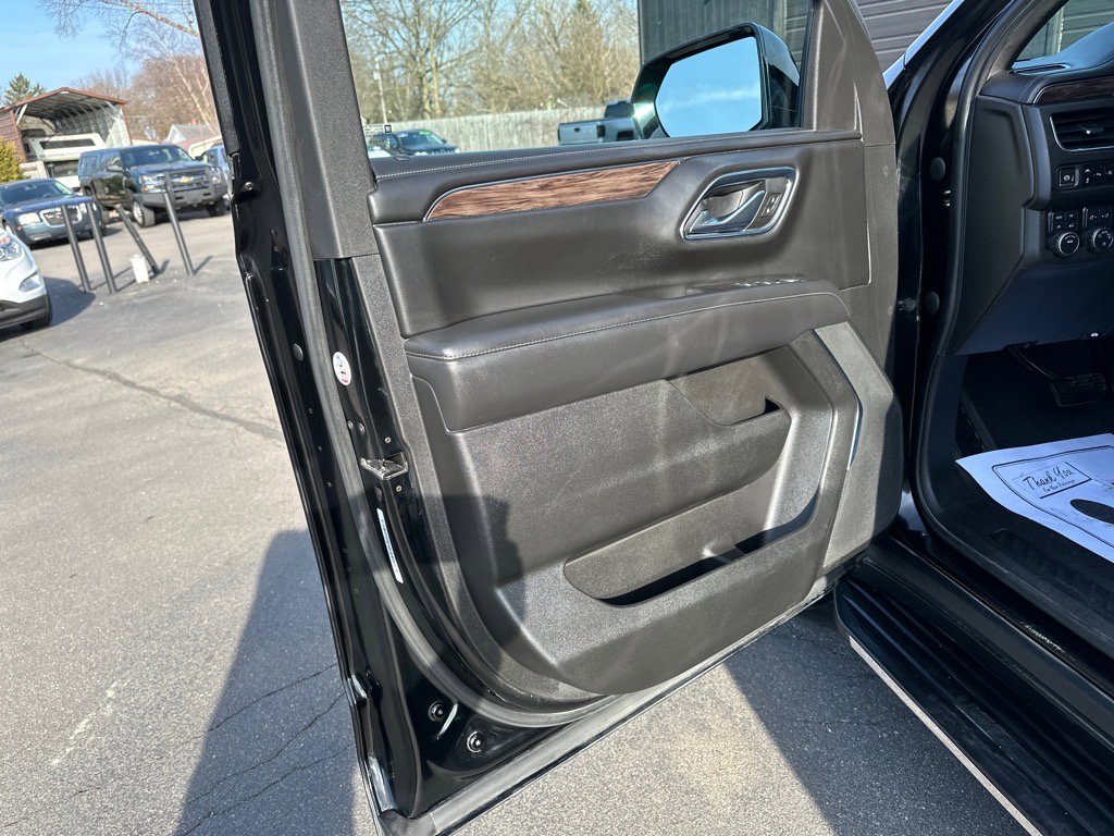 Used 2023 Chevrolet Tahoe LS image 17