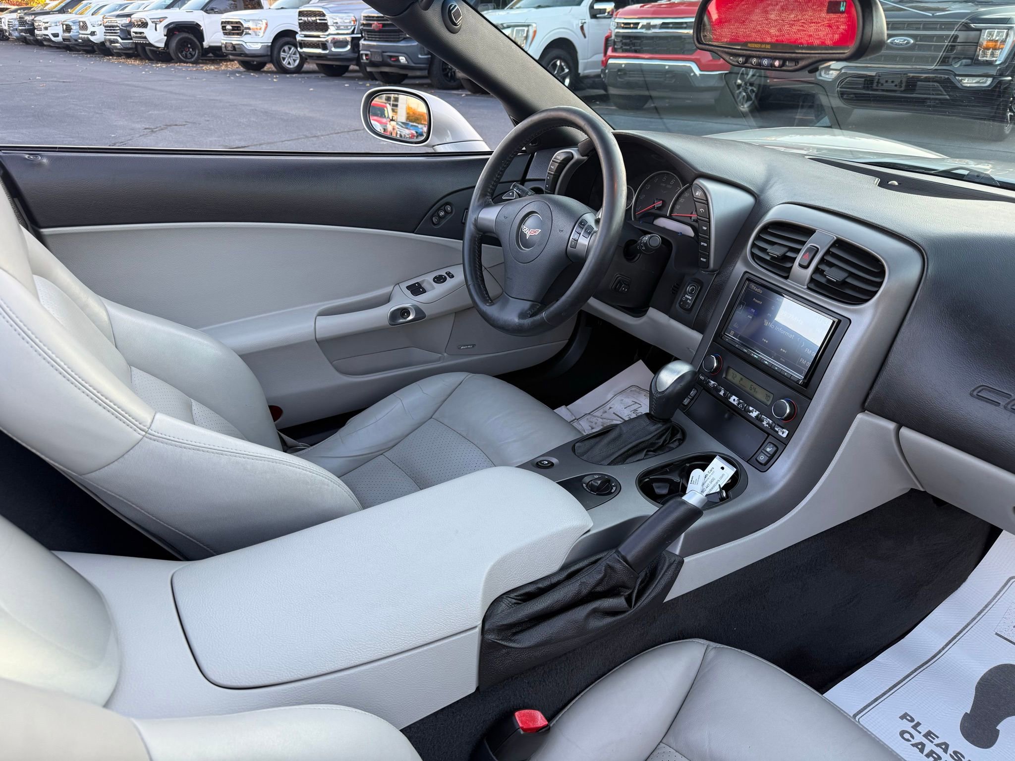 Used 2007 Chevrolet Corvette Convertible w/ Preferred Equipment Group image 19