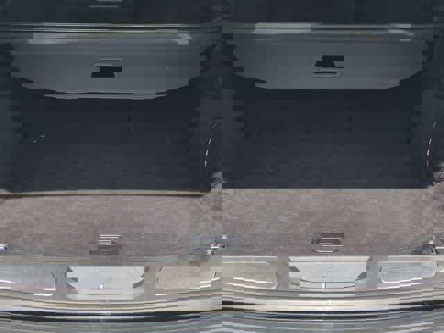 Used 2019 Jeep Grand Cherokee Limited w/ Luxury Group II AWD/4WD image 35