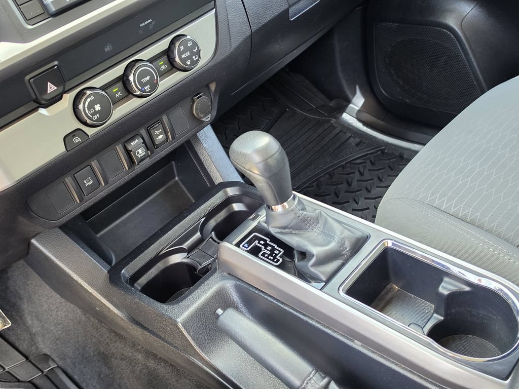 Used 2019 Toyota Tacoma SR5 RWD image 16