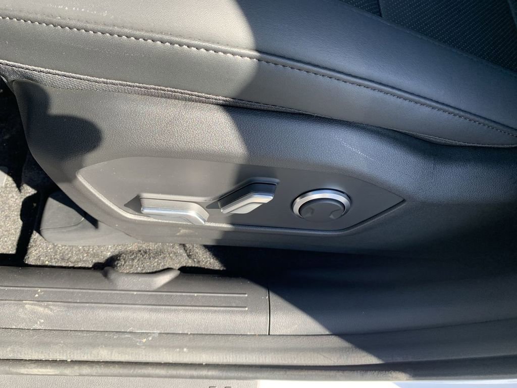 New 2026 Hyundai Santa Fe XRT image 12