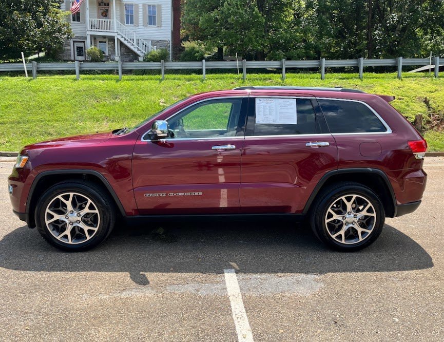 Used 2019 Jeep Grand Cherokee Limited image 25