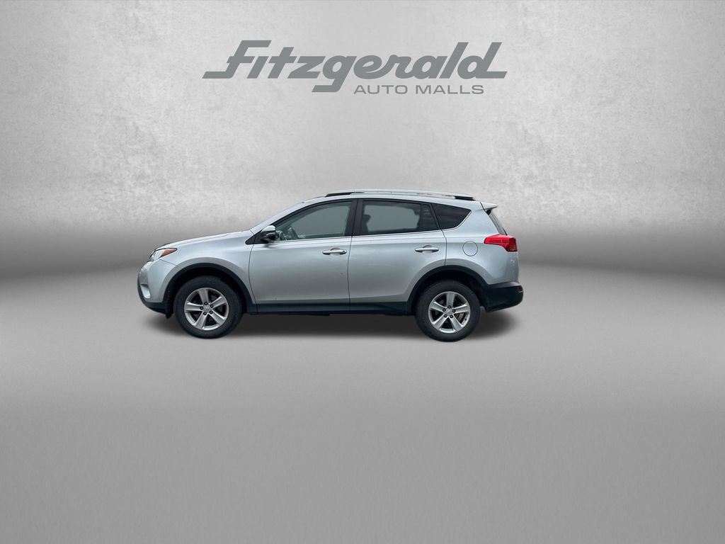 Used 2014 Toyota RAV4 XLE AWD/4WD image 5