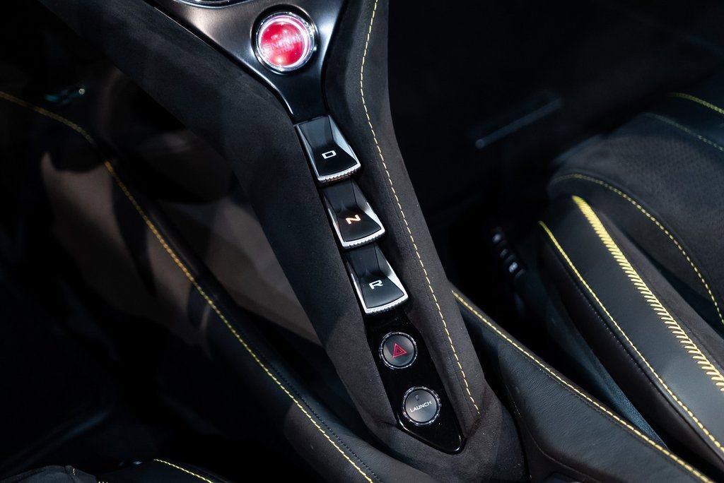 Used 2022 McLaren 720S Spider RWD image 24