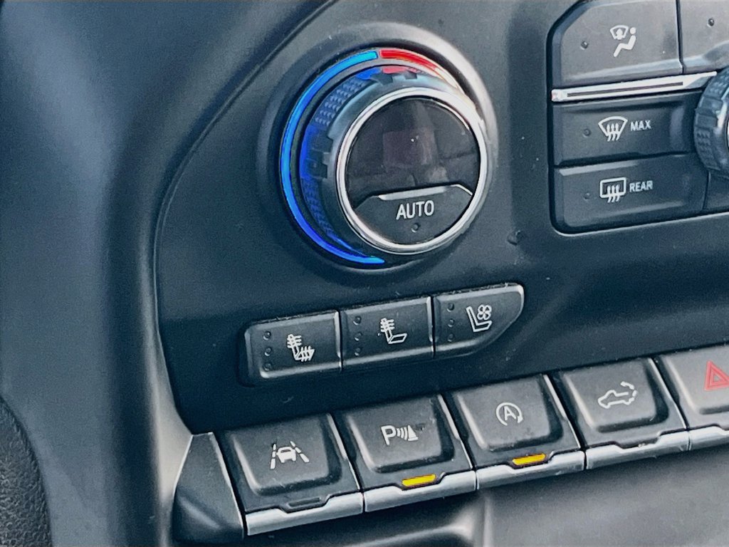 Used 2020 Chevrolet Silverado 1500 LTZ RWD image 20