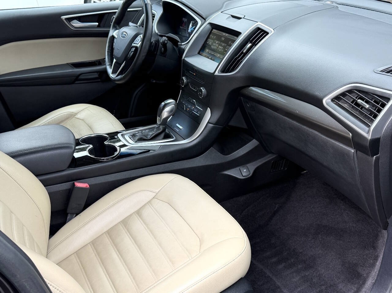 Used 2015 Ford Edge SEL w/ Equipment Group 201A AWD/4WD image 14