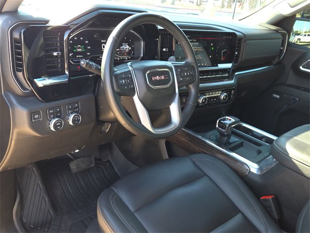 Used 2024 GMC Sierra 1500 Elevation w/ Elevation Premium Package image 18