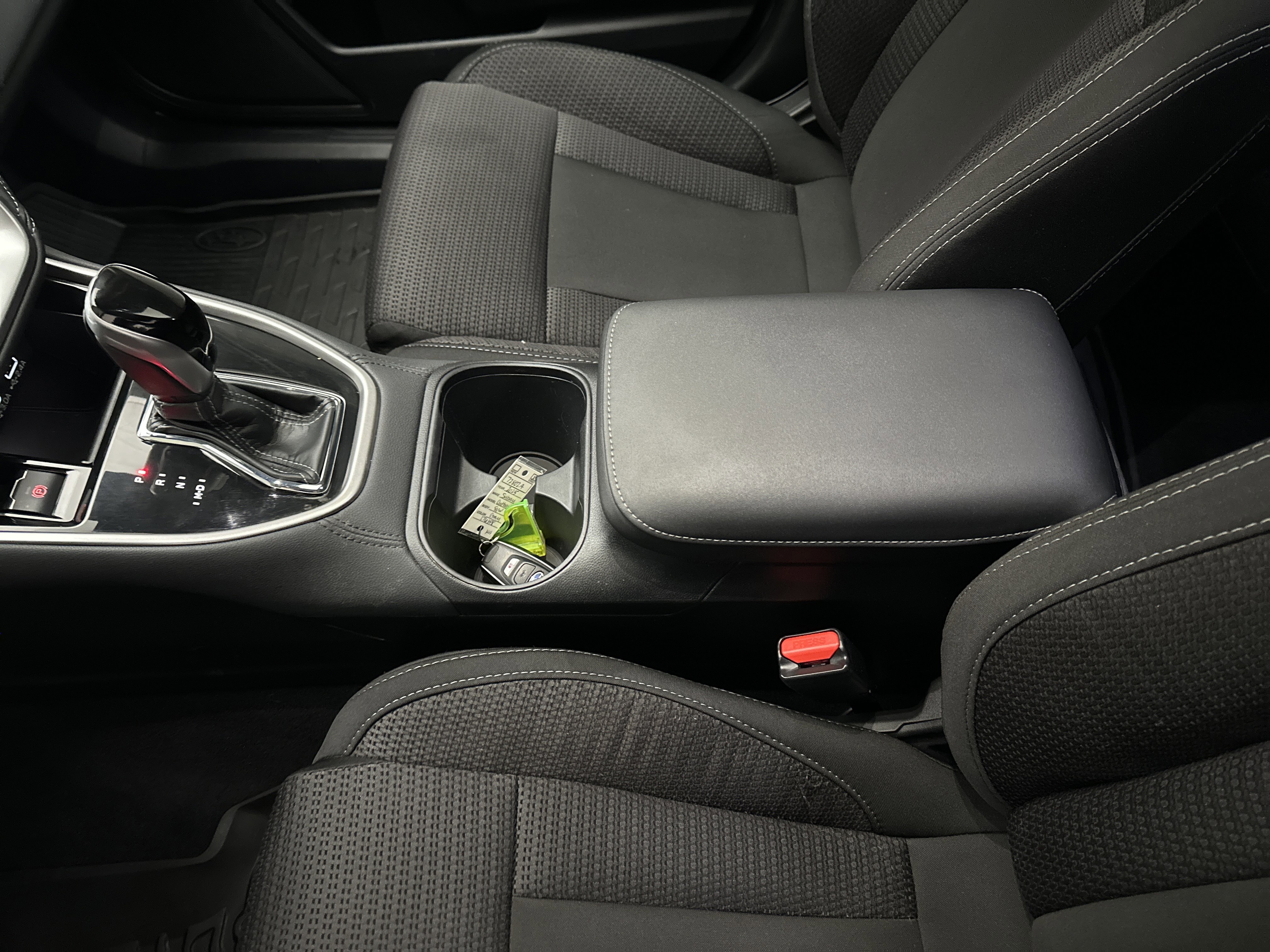 Used 2025 Subaru Outback Premium w/ Popular Package #1A image 37