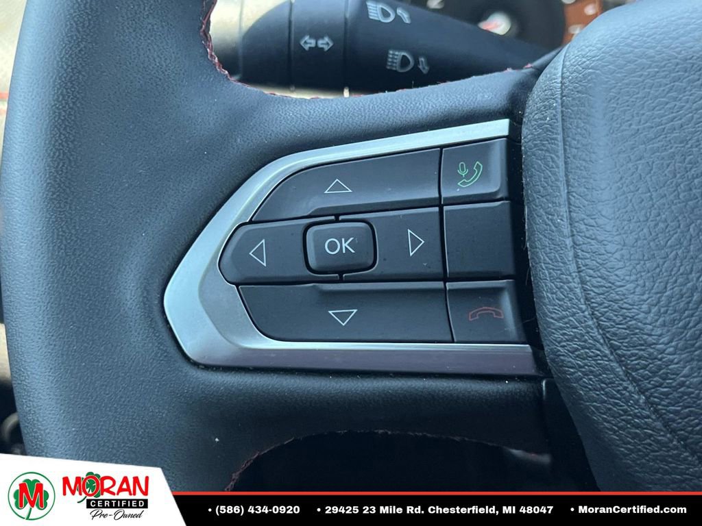 Used 2023 Jeep Compass Trailhawk w/ Trailhawk Convenience Group AWD/4WD image 24