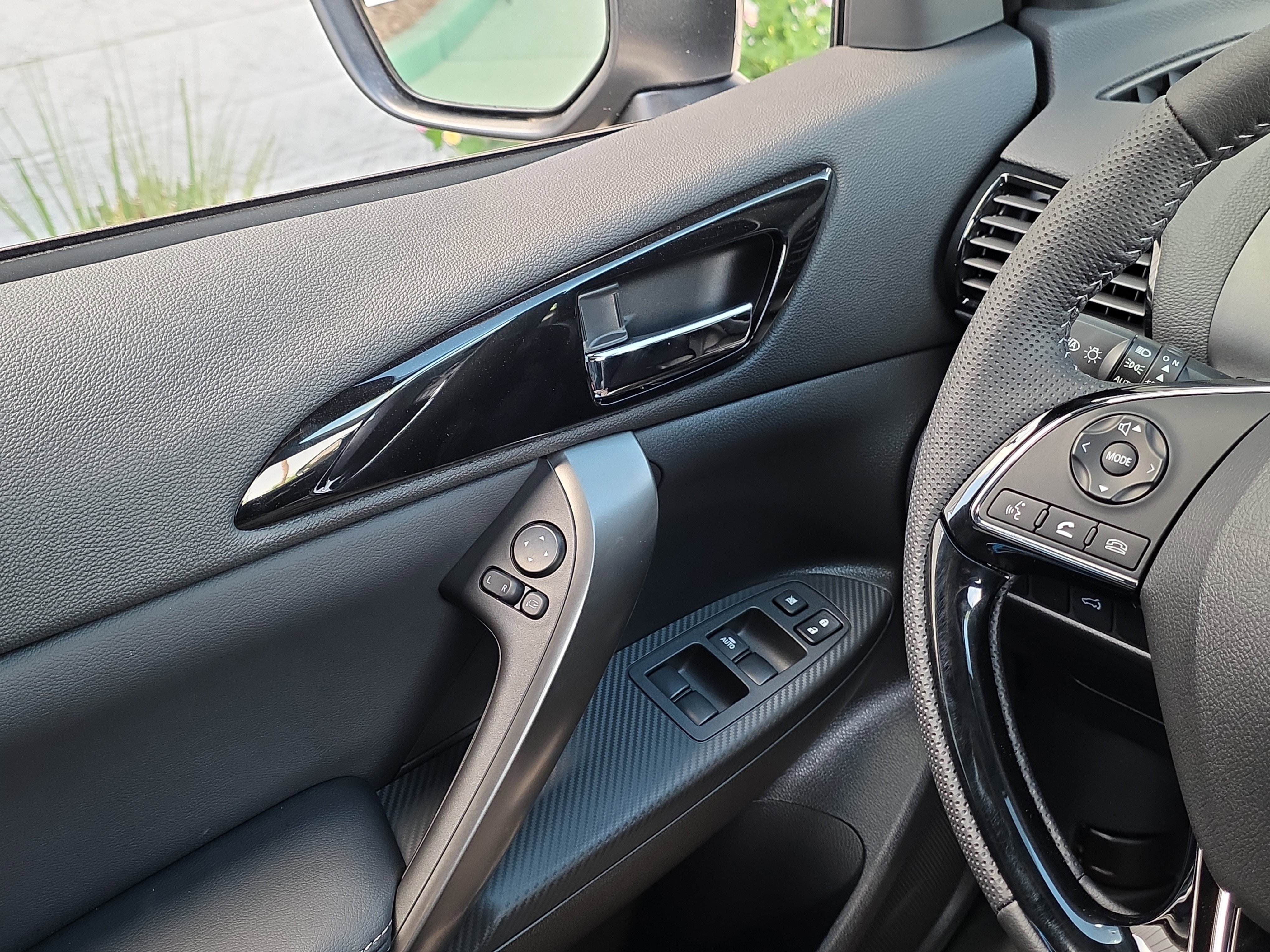 New 2026 Mitsubishi Eclipse Cross Black Edition image 27