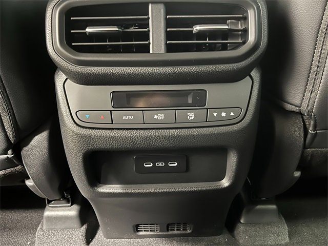 New 2025 Honda Pilot Touring image 19