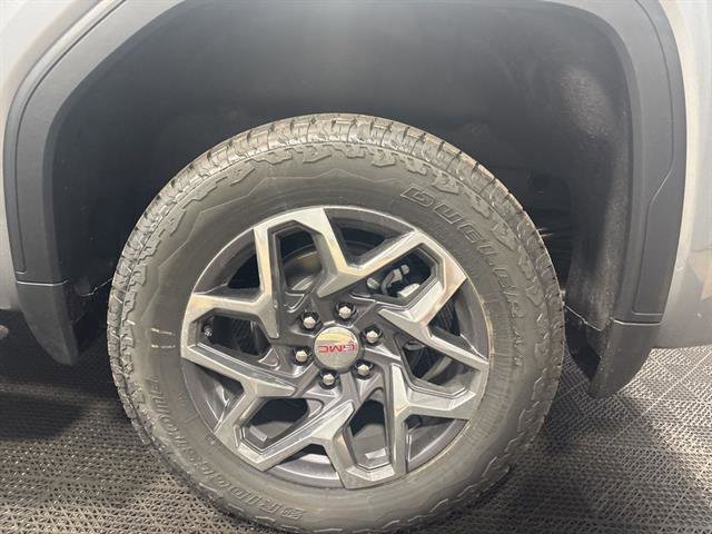 New 2025 GMC Sierra 1500 SLT w/ SLT Premium Plus Package image 12