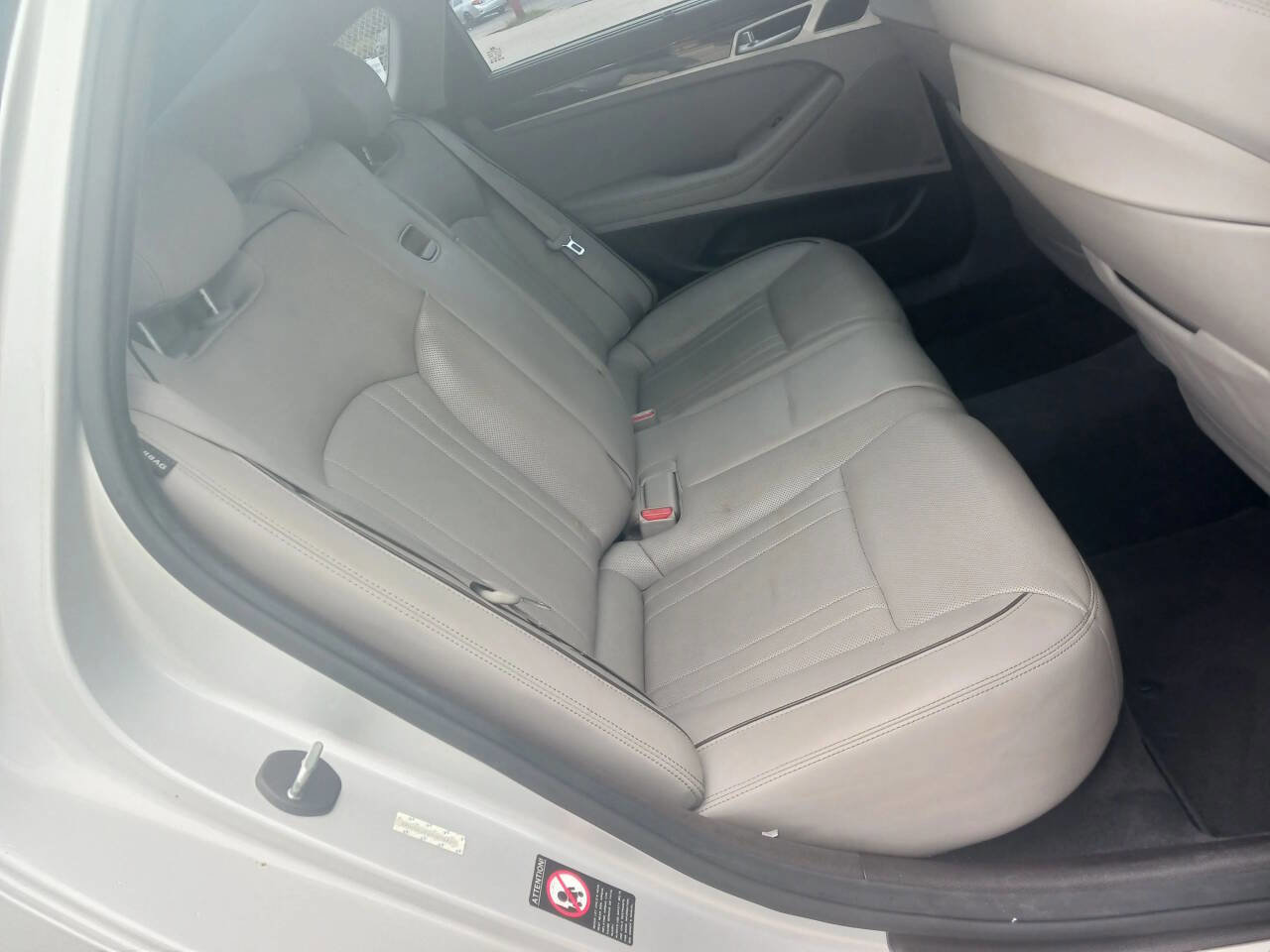 Used 2015 Hyundai Genesis 3.8 w/ Option Group 03 RWD image 21
