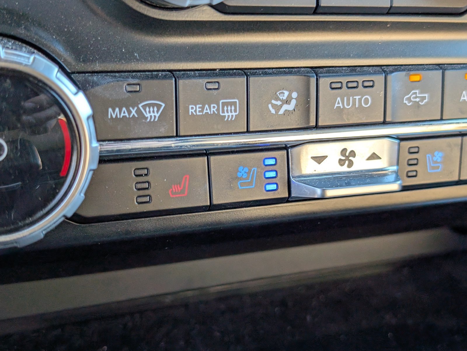 Used 2023 Ford F150 Lariat w/ Equipment Group 502A High AWD/4WD image 20