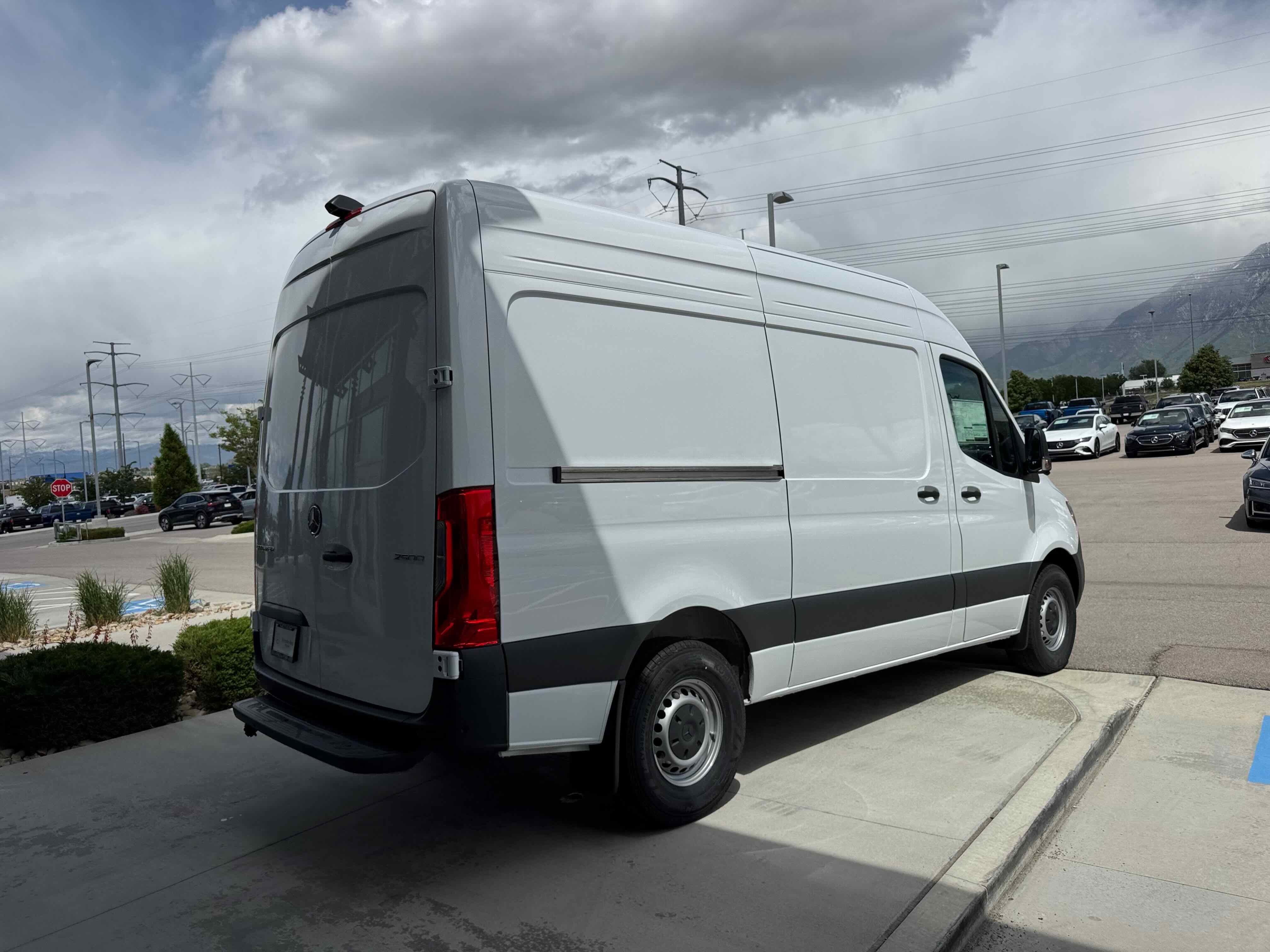 New 2025 Mercedes-Benz Sprinter 2500 image 7