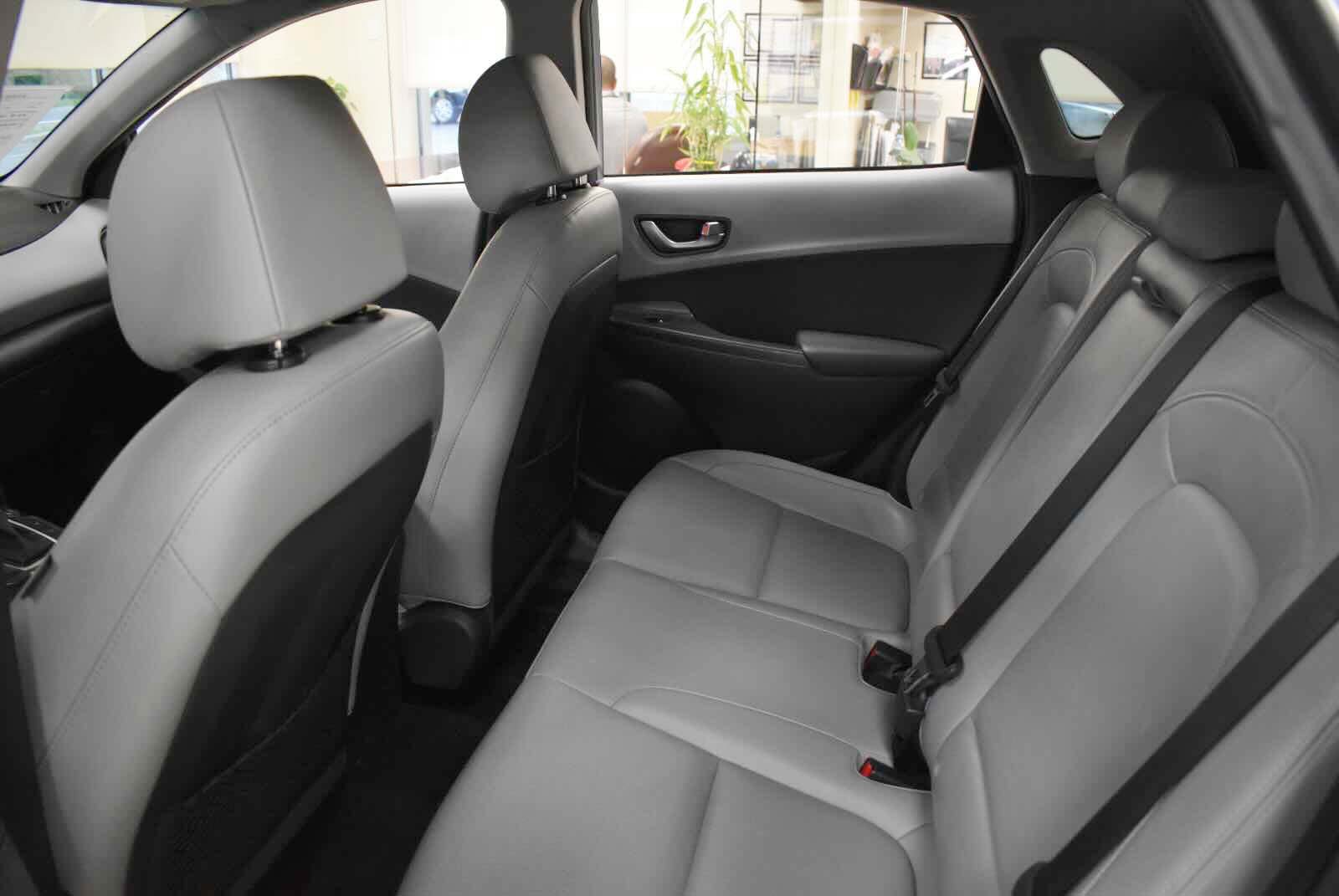 Used 2019 Hyundai Kona Limited AWD/4WD image 13