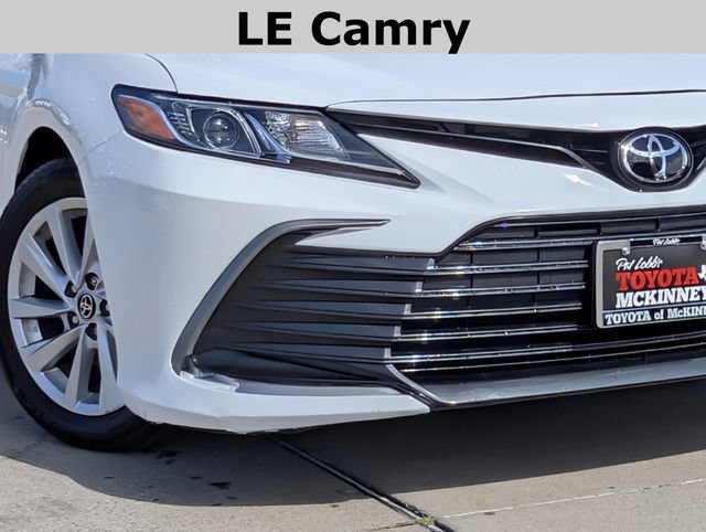 Used 2024 Toyota Camry LE FWD image 3