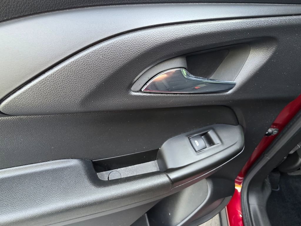 Used 2022 Chevrolet TrailBlazer RS image 33