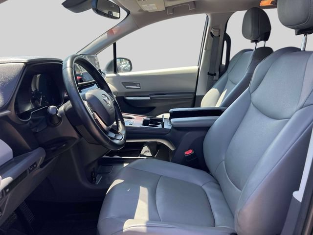 Certified 2021 Toyota Sienna XLE FWD image 20