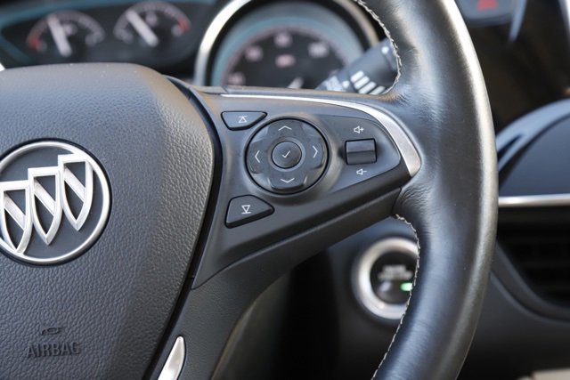Used 2018 Buick Envision Essence image 23