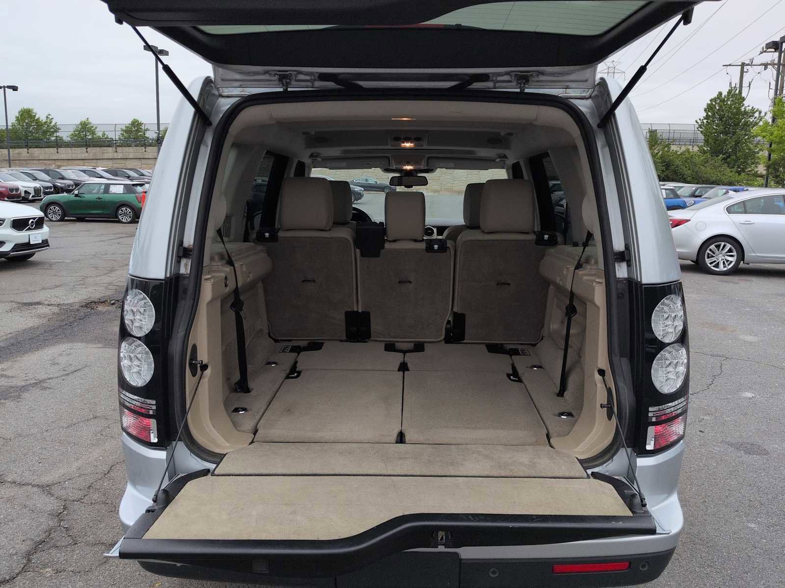 Used 2014 Land Rover LR4 HSE LUX AWD/4WD image 35