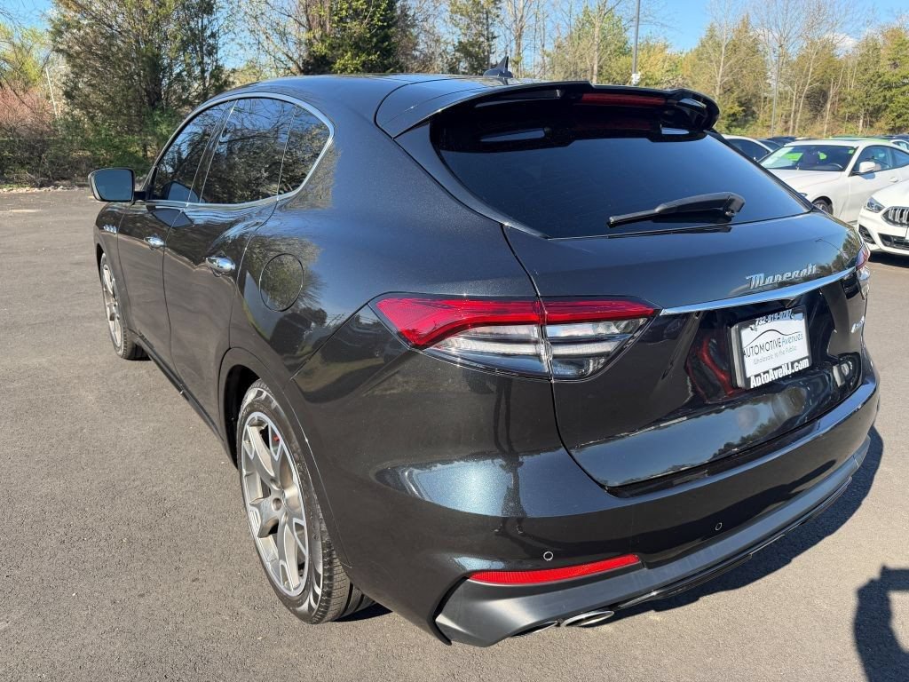 Used 2022 Maserati Levante Modena AWD/4WD image 6