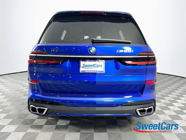 Used 2025 BMW X7 M60i AWD/4WD image 6