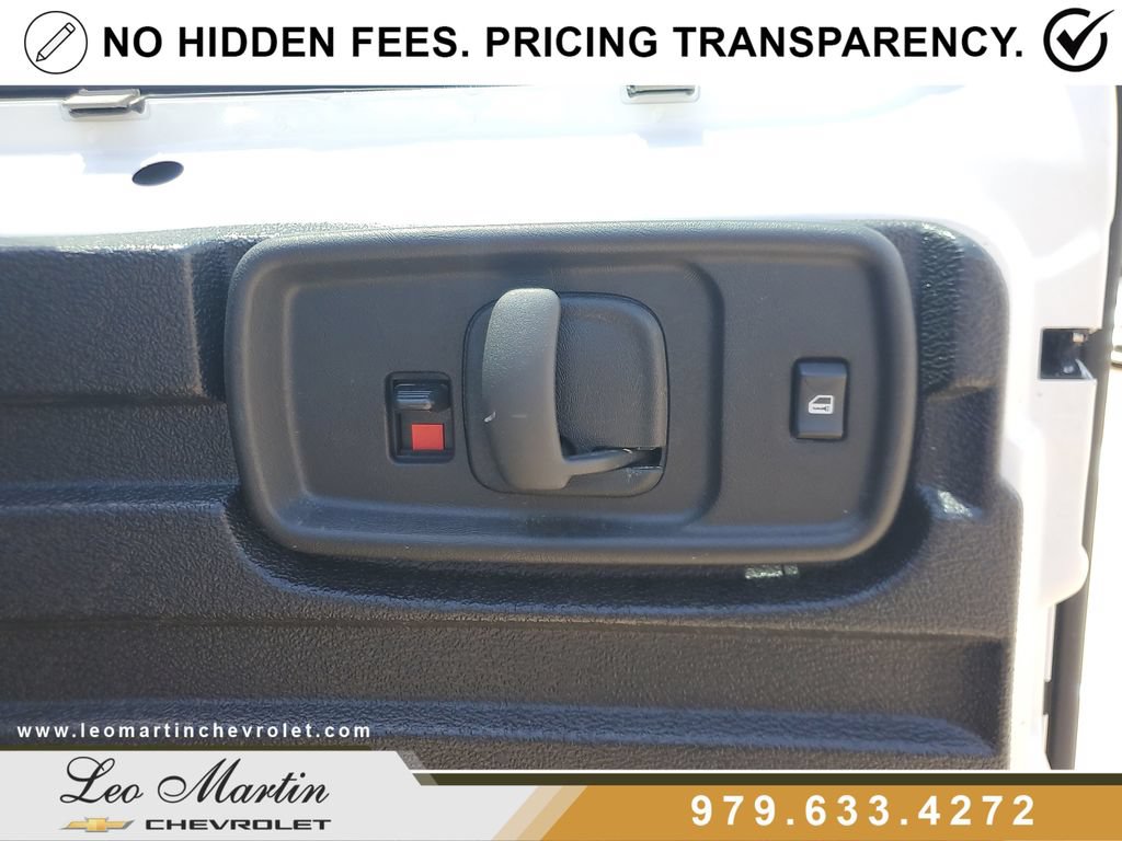 Used 2025 GMC Savana 2500 w/ Driver Convenience Package RWD image 10
