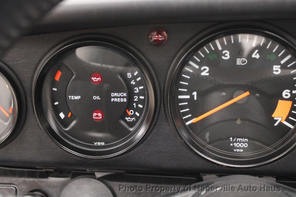 Used 1988 Porsche 911 Carrera RWD image 22