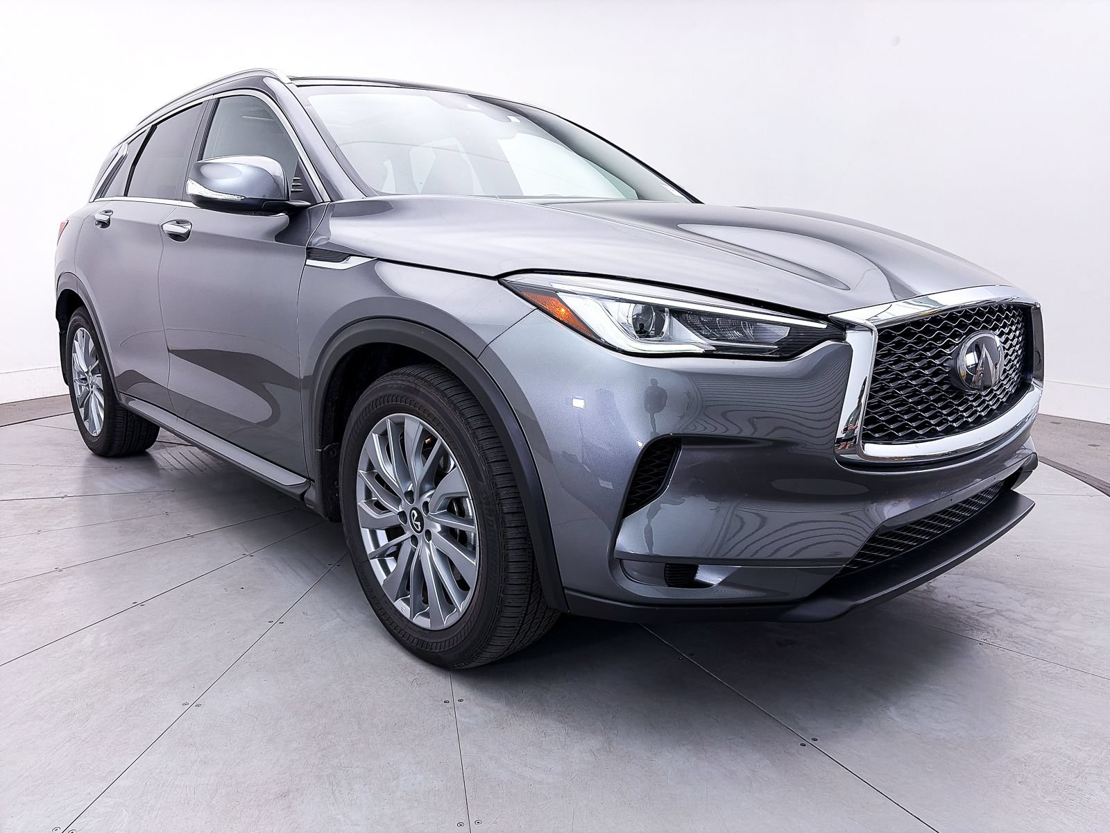 Used 2025 INFINITI QX50 Luxe AWD/4WD image 11