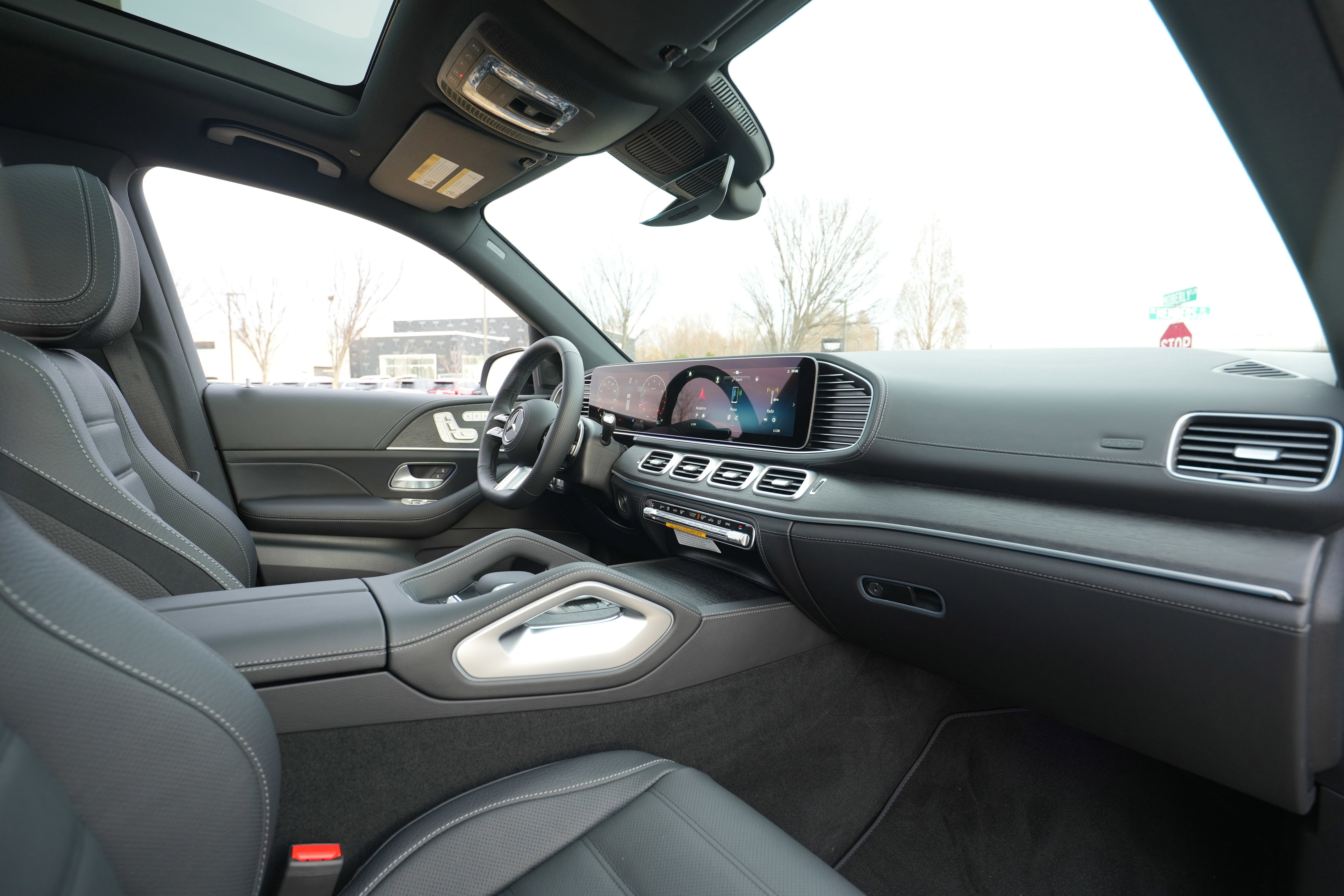 New 2026 Mercedes-Benz GLS 450 4MATIC image 44