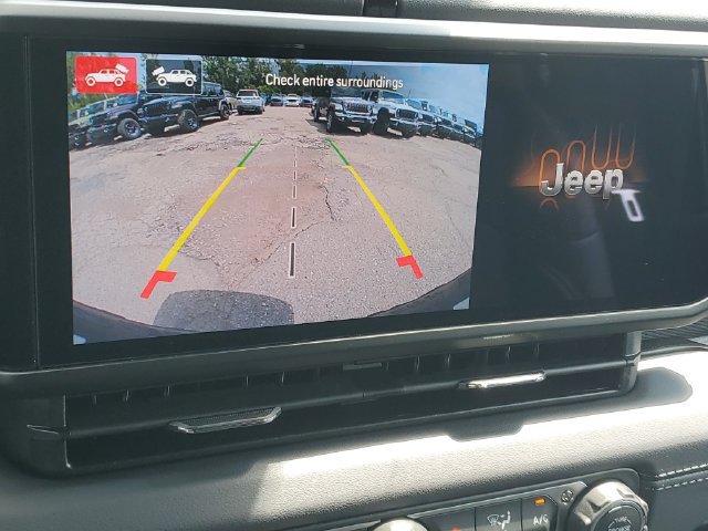 New 2026 Jeep Wrangler Unlimited Rubicon w/ Safety Group AWD/4WD image 26