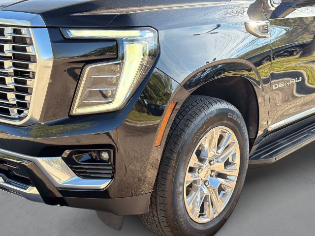 Used 2025 GMC Yukon Denali AWD/4WD image 10