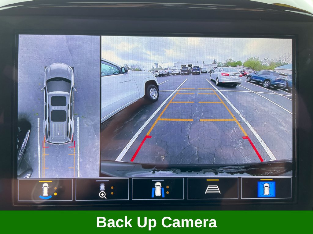 Used 2023 Chevrolet Traverse LT w/ Rear Camera Mirror Package AWD/4WD image 36