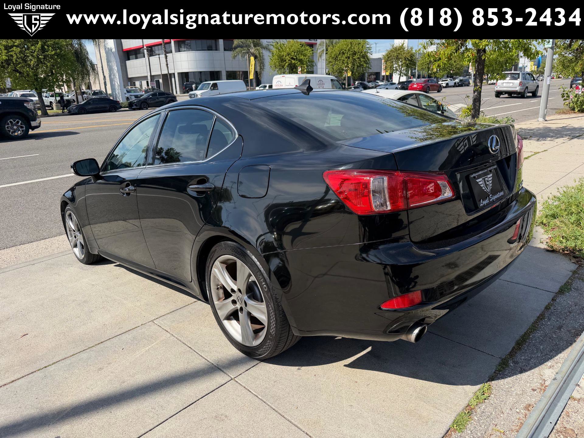 Used 2012 Lexus IS 250 w/ Premium Pkg Value Edition RWD image 5