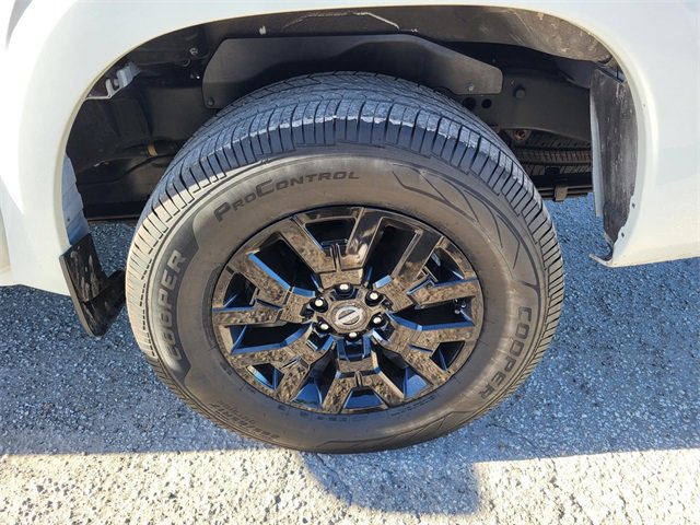 Used 2023 Nissan Frontier SV image 24