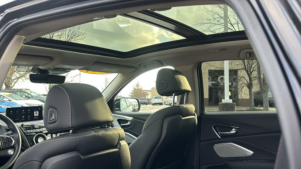 Used 2024 Acura RDX w/ Technology Package image 32