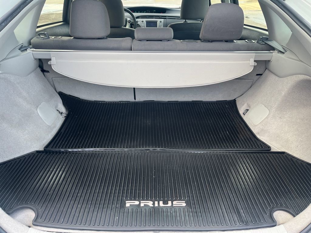 Used 2015 Toyota Prius Three image 22