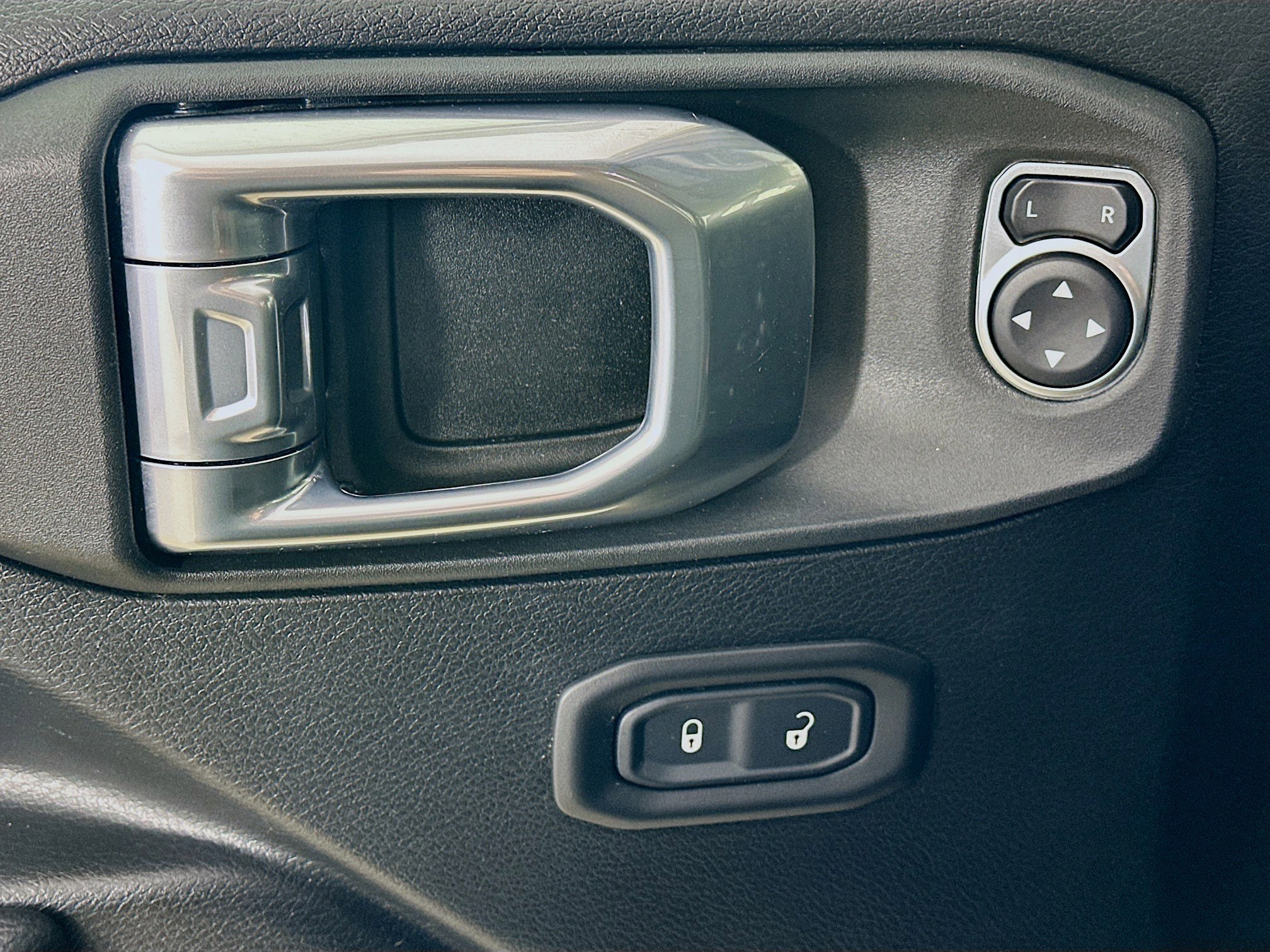 Certified 2022 Jeep Wrangler Unlimited Sport image 19