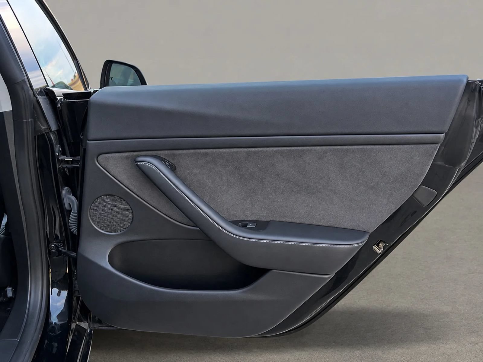 Used 2023 Tesla Model 3 Standard Range RWD image 19