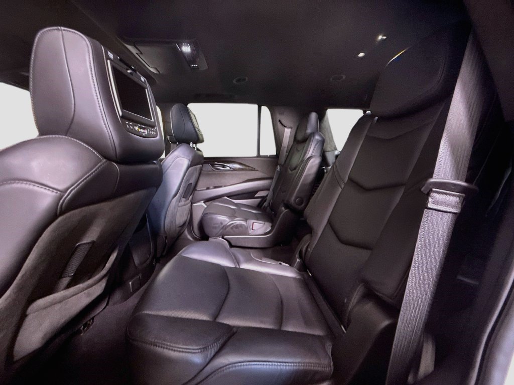 Used 2019 Cadillac Escalade Platinum AWD/4WD image 24