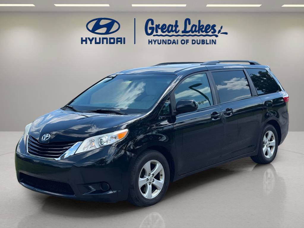 Used 2016 Toyota Sienna LE