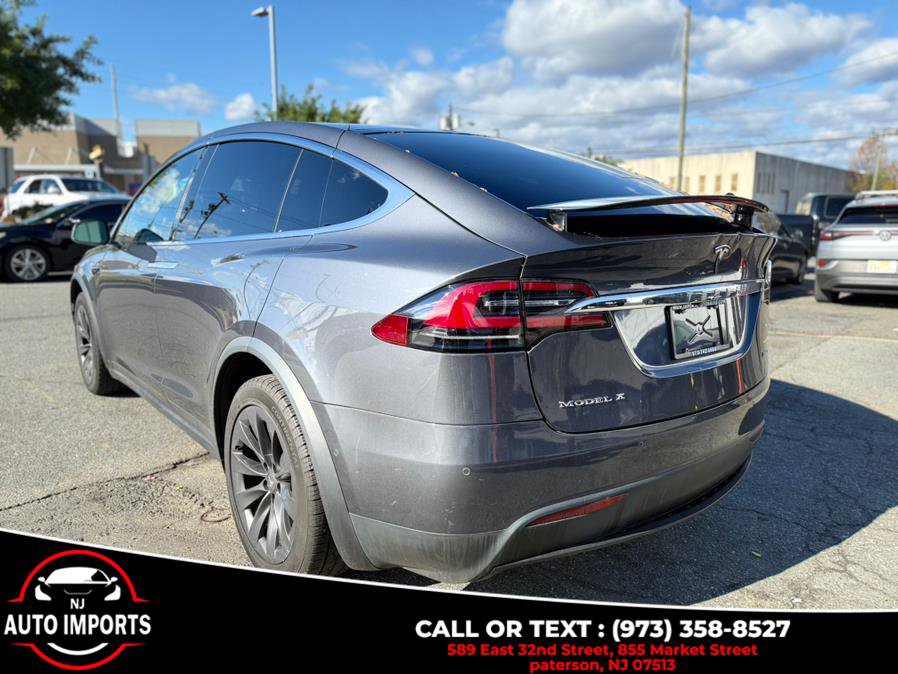Used 2018 Tesla Model X P100D image 5