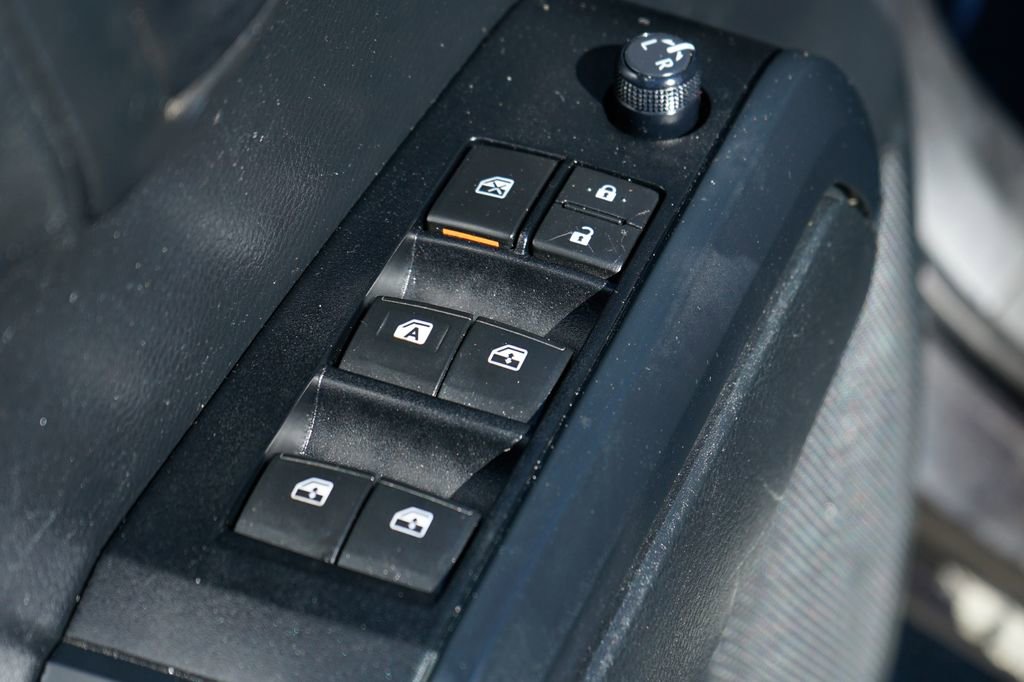 Used 2019 Toyota Tacoma SR w/ SR Convenience Package AWD/4WD image 15